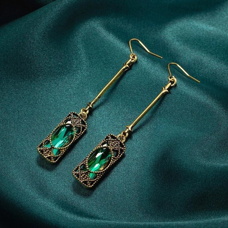 Pendientes colgantes dorados con cristal verde - Hipnotelia