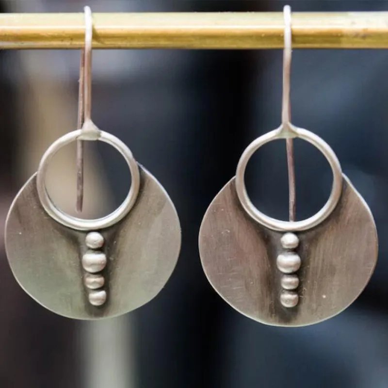 Pendientes plateados vintage circulares - Hipnotelia