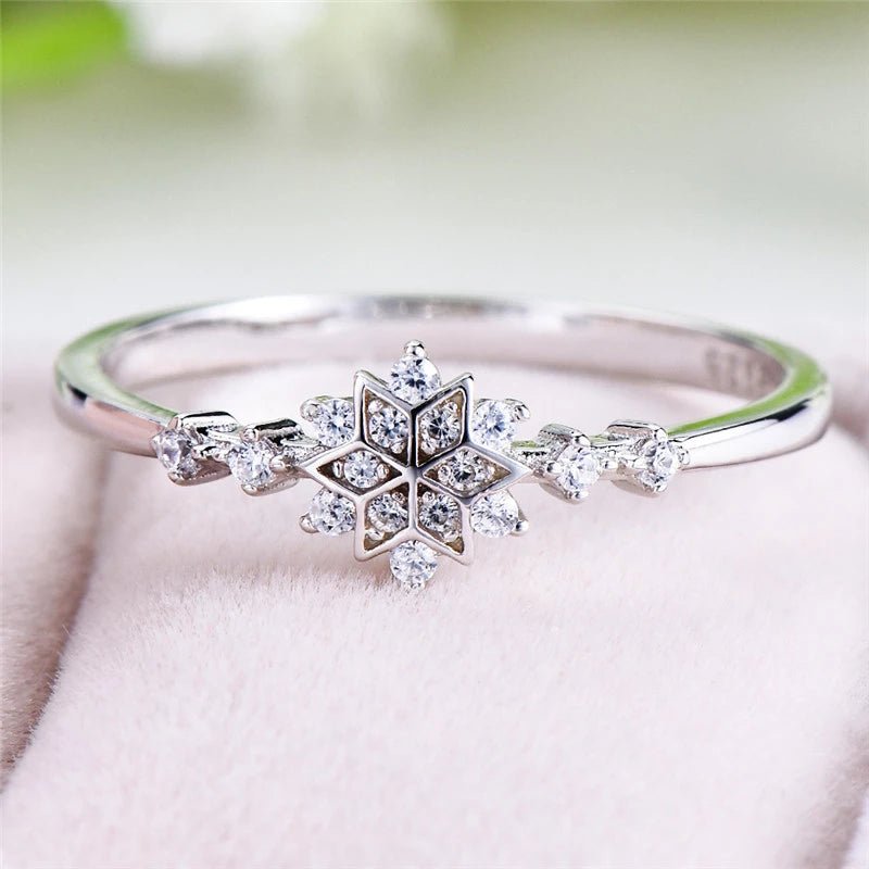 Anillo plateado de copo de nieve - Hipnotelia