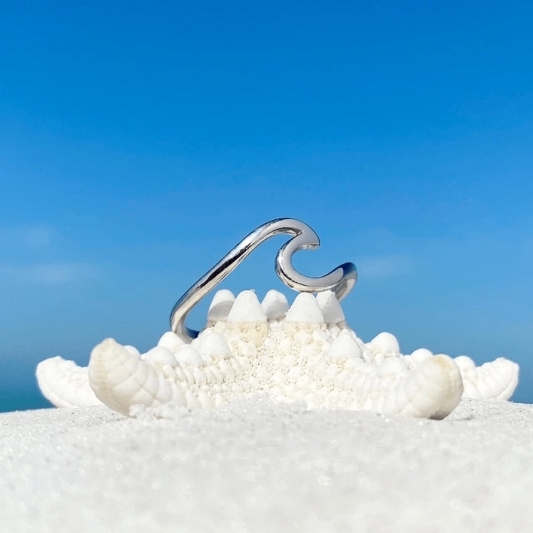 Anillo plateado de olas de mar - Hipnotelia