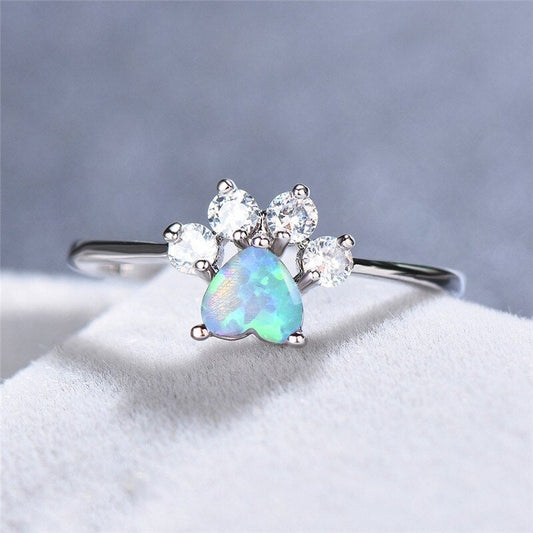 Anillo plateado de patita animal - Hipnotelia
