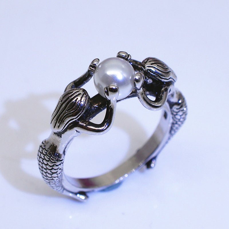Anillo plateado de sirena con perlas - Hipnotelia