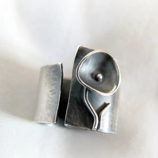 Anillo vintage en plateado oscuro - Hipnotelia