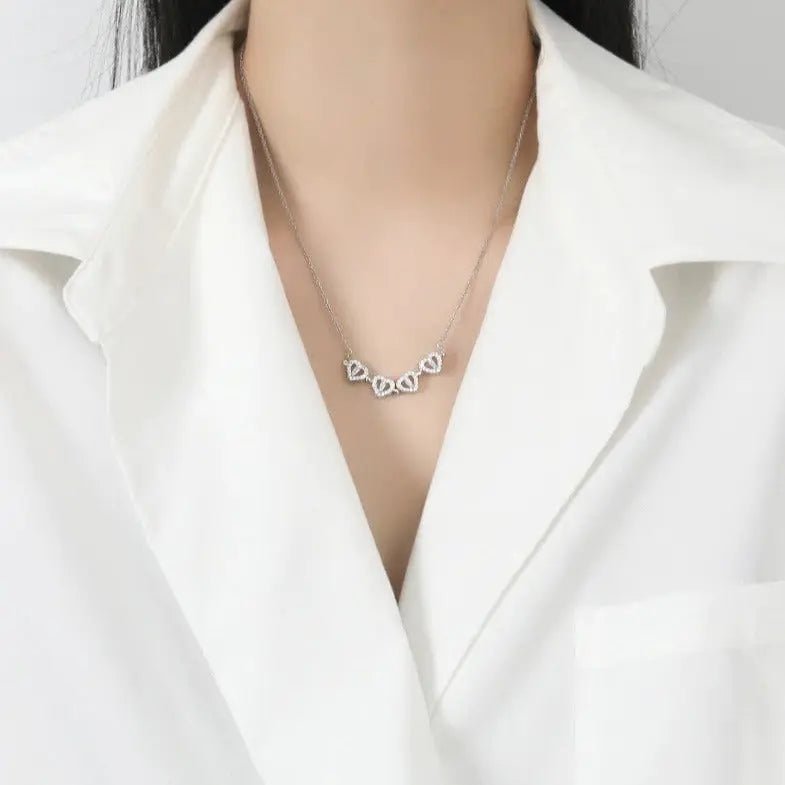 Collar con  Trébol de cuatro corazones - Moroveta
