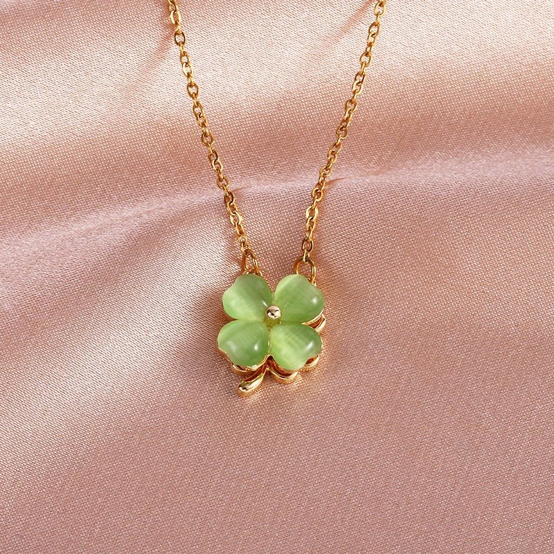 Collar de trébol giratorio - Hipnotelia