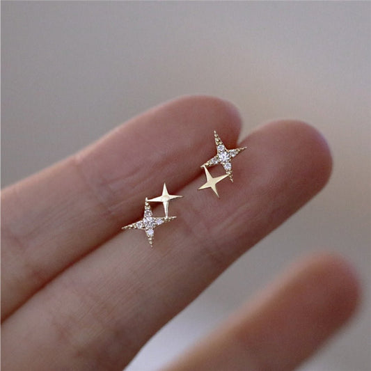 Pendientes dorados de estrellas con circonita brillante - Hipnotelia