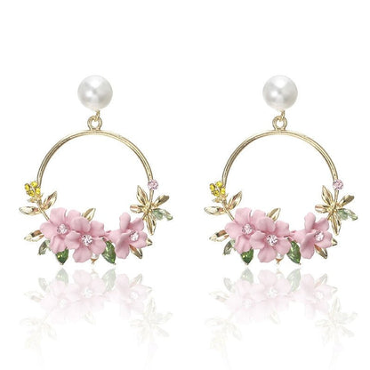 Pendientes dorados de flores y perlas - Hipnotelia