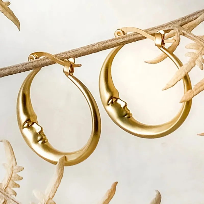 Pendientes dorados vintage de luna - Hipnotelia