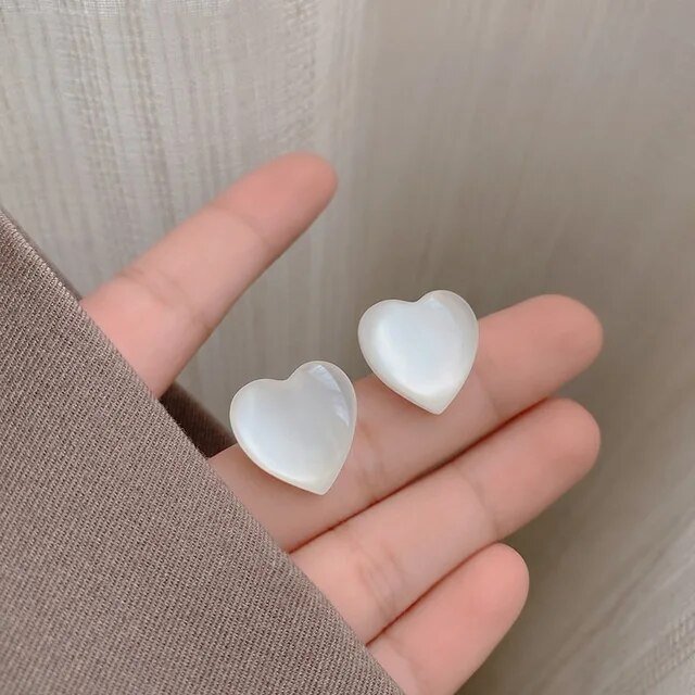 Pendientes elegantes de corazón blanco - Hipnotelia